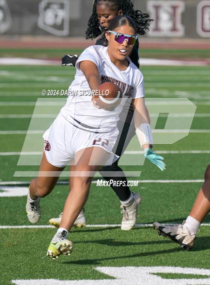 Thumbnail 1 in Mountain Ridge vs Hamilton (AIA 6A Division Quarterfinal)  photogallery.
