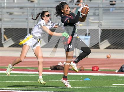 Thumbnail 1 in Mountain Ridge vs Hamilton (AIA 6A Division Quarterfinal)  photogallery.
