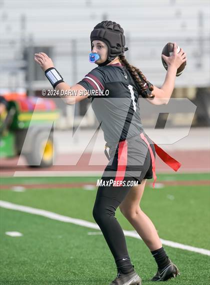 Thumbnail 1 in Mountain Ridge vs Hamilton (AIA 6A Division Quarterfinal)  photogallery.