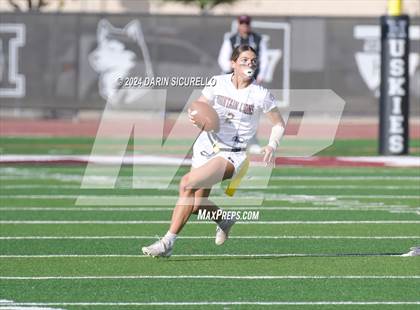 Thumbnail 3 in Mountain Ridge vs Hamilton (AIA 6A Division Quarterfinal)  photogallery.