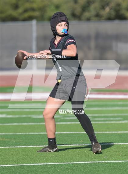Thumbnail 2 in Mountain Ridge vs Hamilton (AIA 6A Division Quarterfinal)  photogallery.