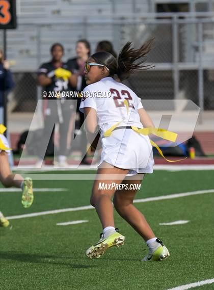 Thumbnail 3 in Mountain Ridge vs Hamilton (AIA 6A Division Quarterfinal)  photogallery.