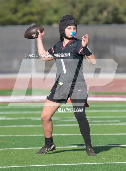 Thumbnail 2 in Mountain Ridge vs Hamilton (AIA 6A Division Quarterfinal)  photogallery.