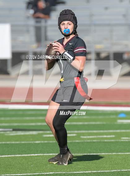 Thumbnail 1 in Mountain Ridge vs Hamilton (AIA 6A Division Quarterfinal)  photogallery.