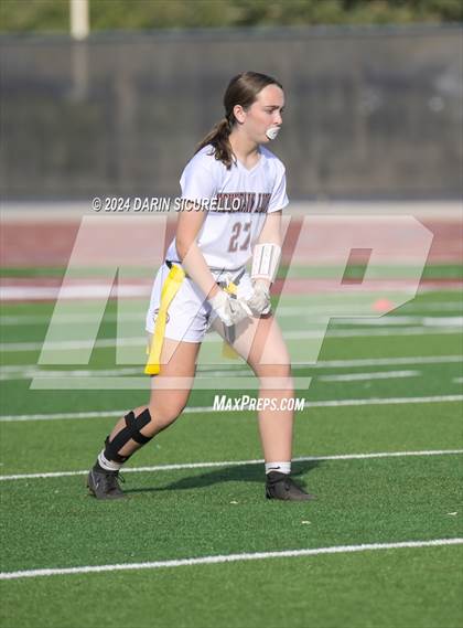 Thumbnail 2 in Mountain Ridge vs Hamilton (AIA 6A Division Quarterfinal)  photogallery.