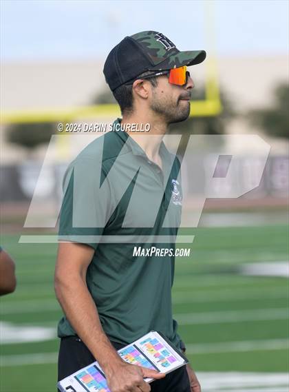 Thumbnail 2 in Mountain Ridge vs Hamilton (AIA 6A Division Quarterfinal)  photogallery.
