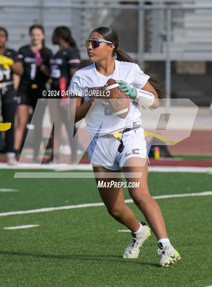 Thumbnail 1 in Mountain Ridge vs Hamilton (AIA 6A Division Quarterfinal)  photogallery.