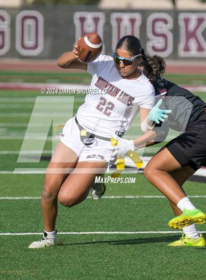 Thumbnail 1 in Mountain Ridge vs Hamilton (AIA 6A Division Quarterfinal)  photogallery.