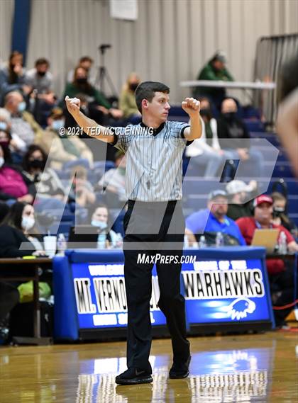 Thumbnail 2 in  Clarendon vs Wonderview (AAA 1A Semi Final Regional) photogallery.