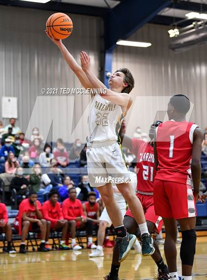Thumbnail 2 in  Clarendon vs Wonderview (AAA 1A Semi Final Regional) photogallery.