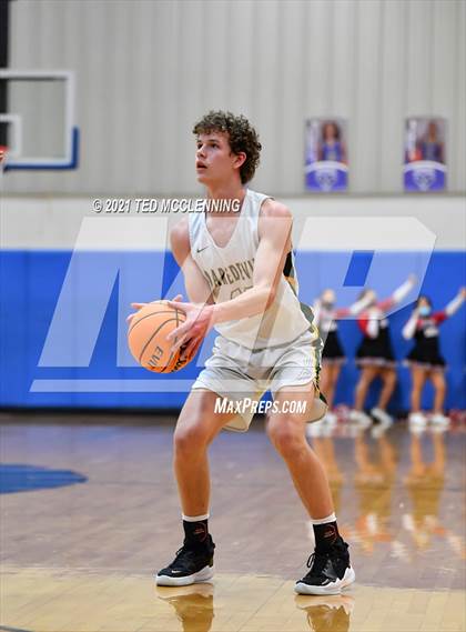 Thumbnail 1 in  Clarendon vs Wonderview (AAA 1A Semi Final Regional) photogallery.
