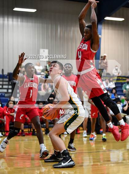 Thumbnail 3 in  Clarendon vs Wonderview (AAA 1A Semi Final Regional) photogallery.