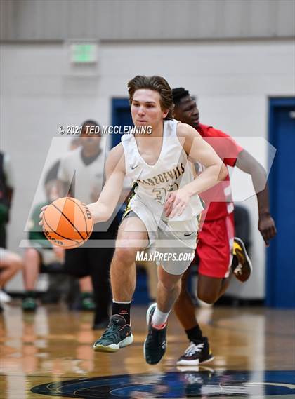 Thumbnail 2 in  Clarendon vs Wonderview (AAA 1A Semi Final Regional) photogallery.