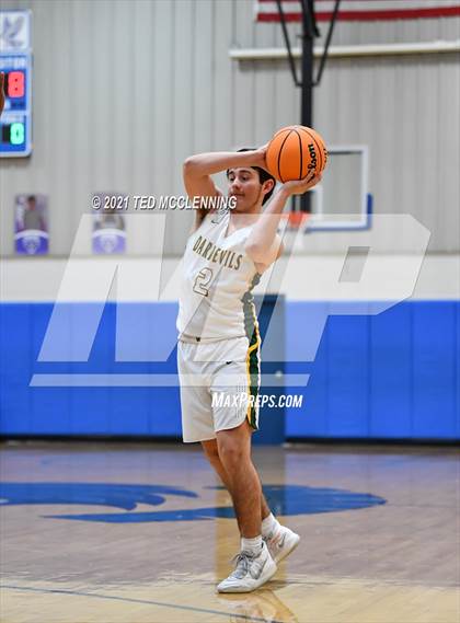 Thumbnail 1 in  Clarendon vs Wonderview (AAA 1A Semi Final Regional) photogallery.
