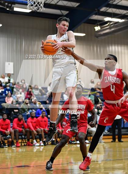 Thumbnail 1 in  Clarendon vs Wonderview (AAA 1A Semi Final Regional) photogallery.
