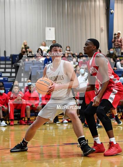 Thumbnail 3 in  Clarendon vs Wonderview (AAA 1A Semi Final Regional) photogallery.