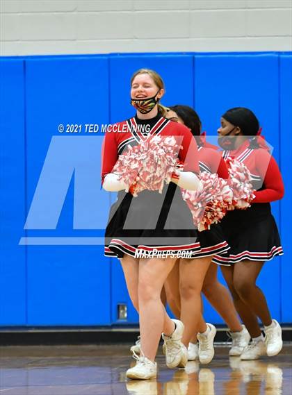 Thumbnail 2 in  Clarendon vs Wonderview (AAA 1A Semi Final Regional) photogallery.
