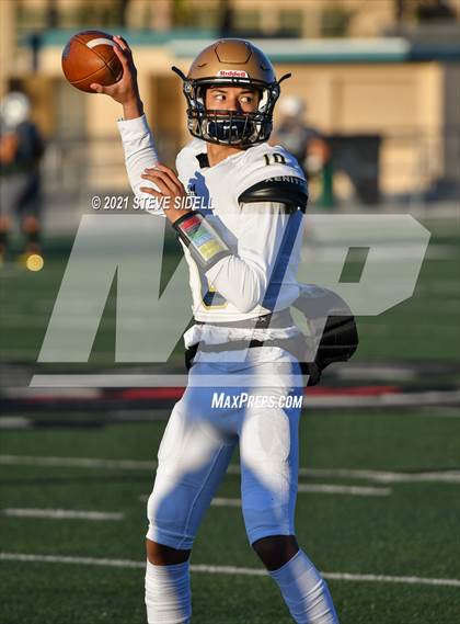 Thumbnail 3 in Mater Dei Catholic @ Helix photogallery.