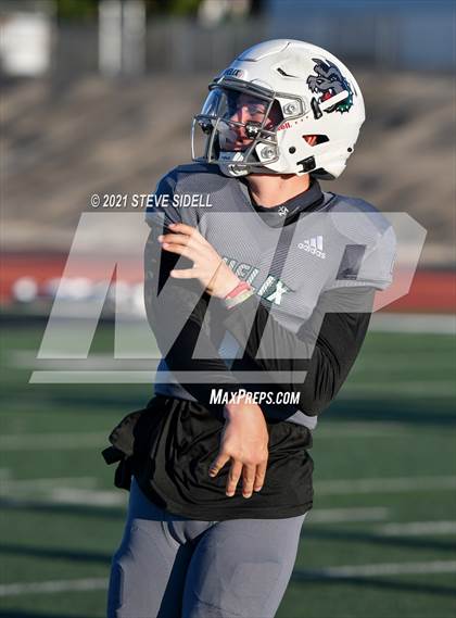 Thumbnail 2 in Mater Dei Catholic @ Helix photogallery.