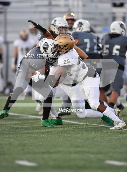 Thumbnail 2 in Mater Dei Catholic @ Helix photogallery.