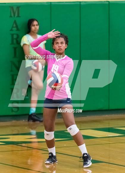 Thumbnail 2 in American @ Moreau Catholic photogallery.