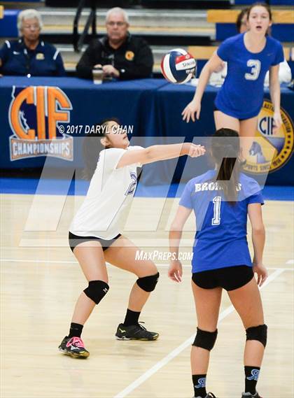 Thumbnail 3 in Presentation vs. Rancho Bernardo (CIF State D4 Final) photogallery.