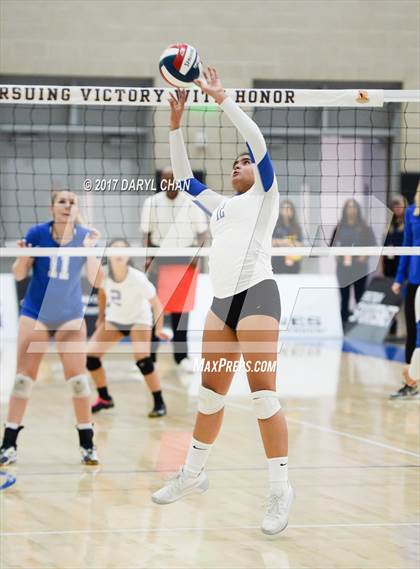 Thumbnail 3 in Presentation vs. Rancho Bernardo (CIF State D4 Final) photogallery.
