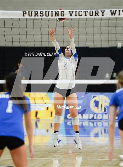 Thumbnail 3 in Presentation vs. Rancho Bernardo (CIF State D4 Final) photogallery.