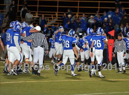 Thumbnail 1 in Darien vs Trumbull (FCIAC Final) photogallery.