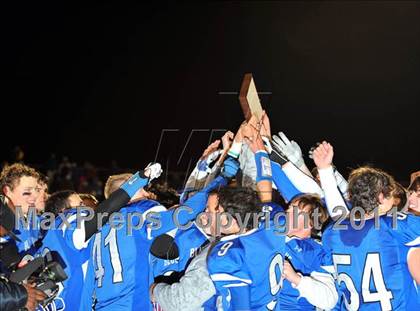 Thumbnail 1 in Darien vs Trumbull (FCIAC Final) photogallery.