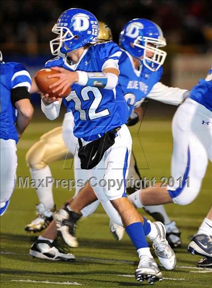 Thumbnail 1 in Darien vs Trumbull (FCIAC Final) photogallery.