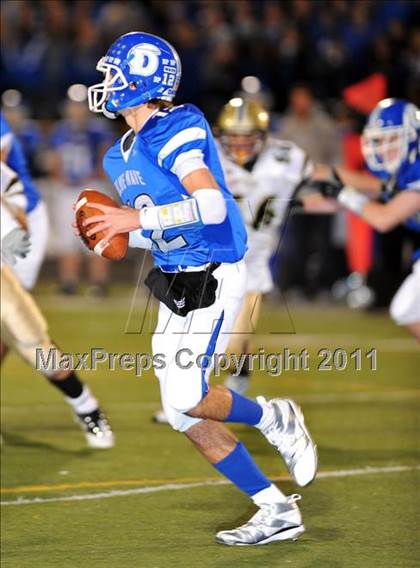 Thumbnail 2 in Darien vs Trumbull (FCIAC Final) photogallery.