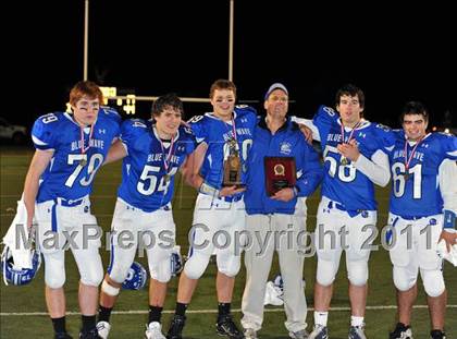 Thumbnail 3 in Darien vs Trumbull (FCIAC Final) photogallery.