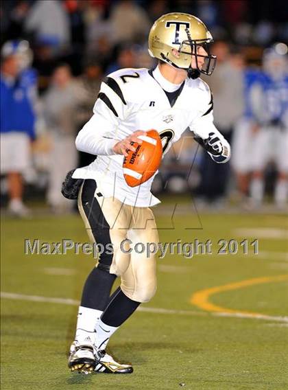 Thumbnail 1 in Darien vs Trumbull (FCIAC Final) photogallery.