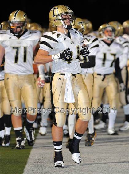 Thumbnail 2 in Darien vs Trumbull (FCIAC Final) photogallery.