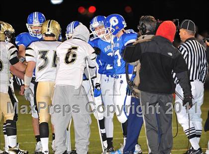 Thumbnail 1 in Darien vs Trumbull (FCIAC Final) photogallery.