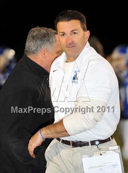 Thumbnail 1 in Darien vs Trumbull (FCIAC Final) photogallery.