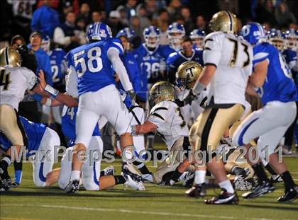 Thumbnail 2 in Darien vs Trumbull (FCIAC Final) photogallery.