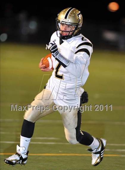 Thumbnail 1 in Darien vs Trumbull (FCIAC Final) photogallery.