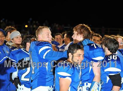 Thumbnail 1 in Darien vs Trumbull (FCIAC Final) photogallery.