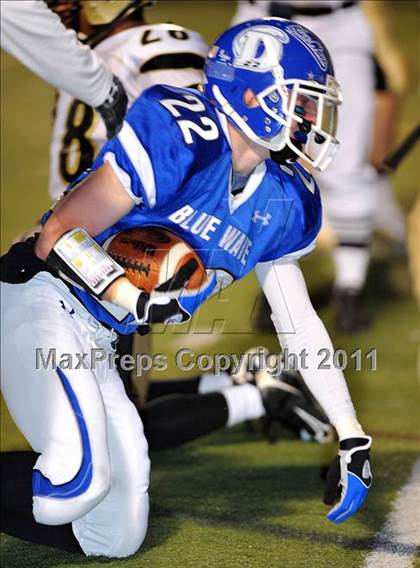 Thumbnail 2 in Darien vs Trumbull (FCIAC Final) photogallery.