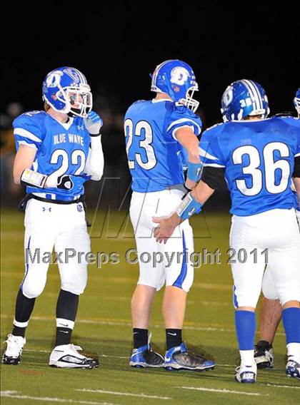 Thumbnail 2 in Darien vs Trumbull (FCIAC Final) photogallery.