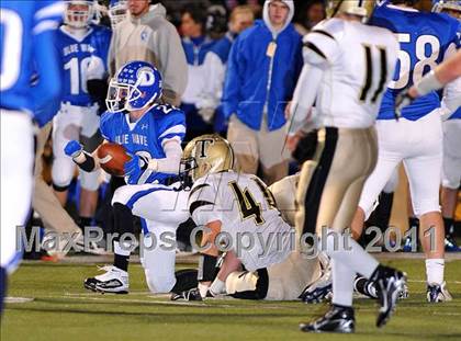 Thumbnail 2 in Darien vs Trumbull (FCIAC Final) photogallery.