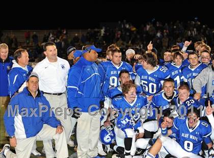 Thumbnail 3 in Darien vs Trumbull (FCIAC Final) photogallery.
