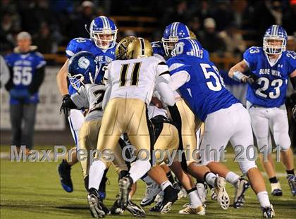 Thumbnail 1 in Darien vs Trumbull (FCIAC Final) photogallery.