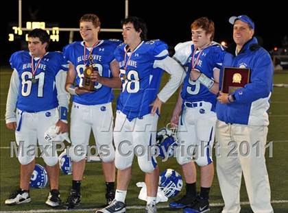 Thumbnail 2 in Darien vs Trumbull (FCIAC Final) photogallery.