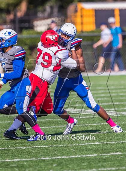 Thumbnail 2 in North Shore vs. Dickinson ( Region 3 6A D1 Quarterfinal) photogallery.