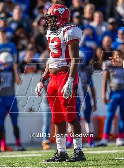 Thumbnail 3 in North Shore vs. Dickinson ( Region 3 6A D1 Quarterfinal) photogallery.