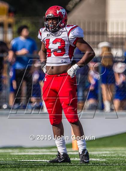 Thumbnail 3 in North Shore vs. Dickinson ( Region 3 6A D1 Quarterfinal) photogallery.