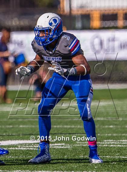 Thumbnail 3 in North Shore vs. Dickinson ( Region 3 6A D1 Quarterfinal) photogallery.
